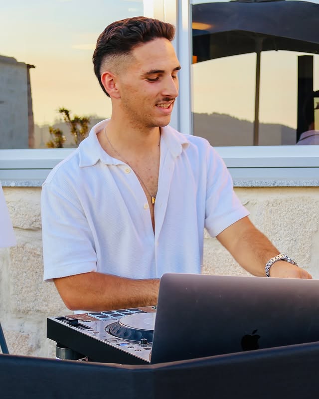 Portrait of DJ Alex